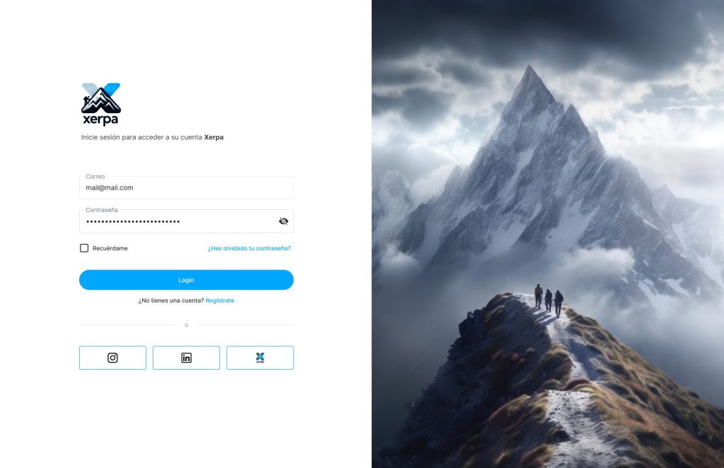 Imagen de la pantalla de login de Xerpa donde tres alpinistas vislumbran la cumbre de una montaña